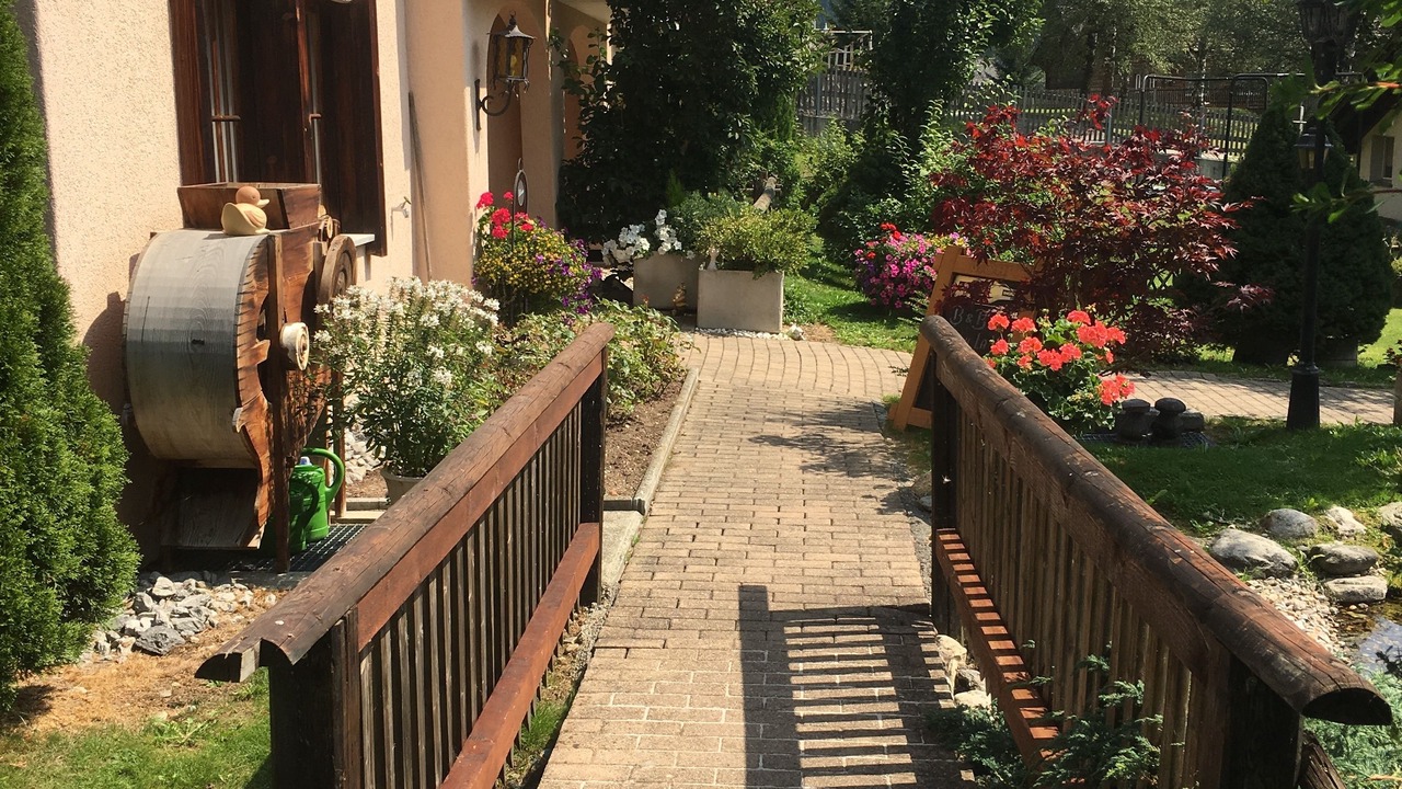 Photo of Outdoor in Tujetsch