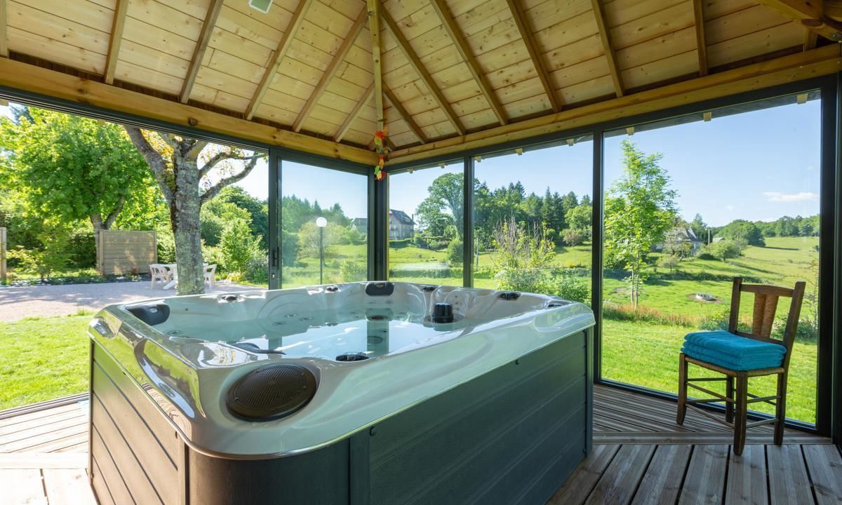 Photo of Outdoor in Saint-Martin-la-Meanne