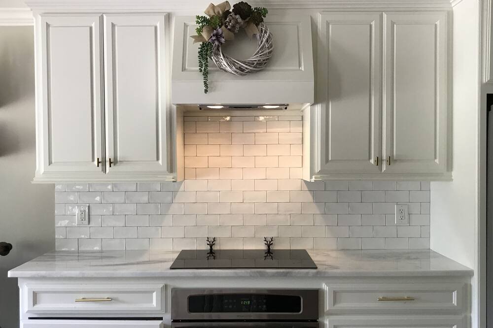 Photo of Kitchen in Flint