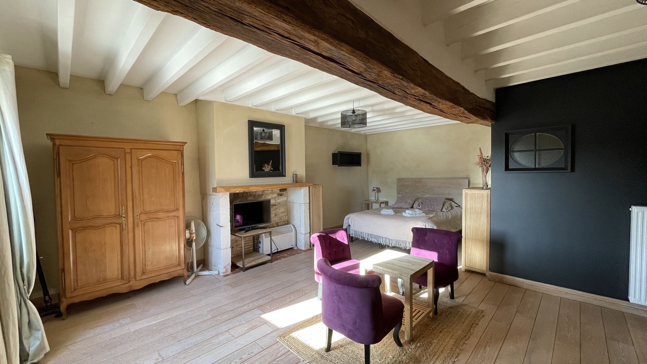 Photo of Others in Saint-Cyr-les-Colons