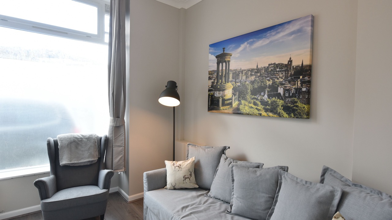 Photo of Bedroom in Newington