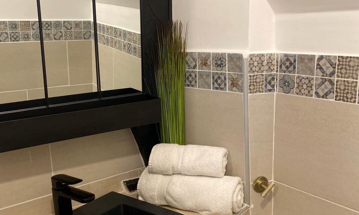 Photo of Bathroom in Saint-Genix-sur-Guiers