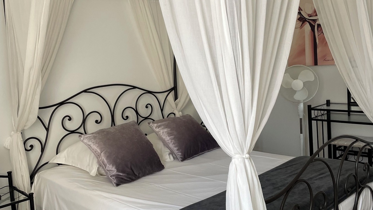 Photo of Bedroom in Saint-Genix-sur-Guiers