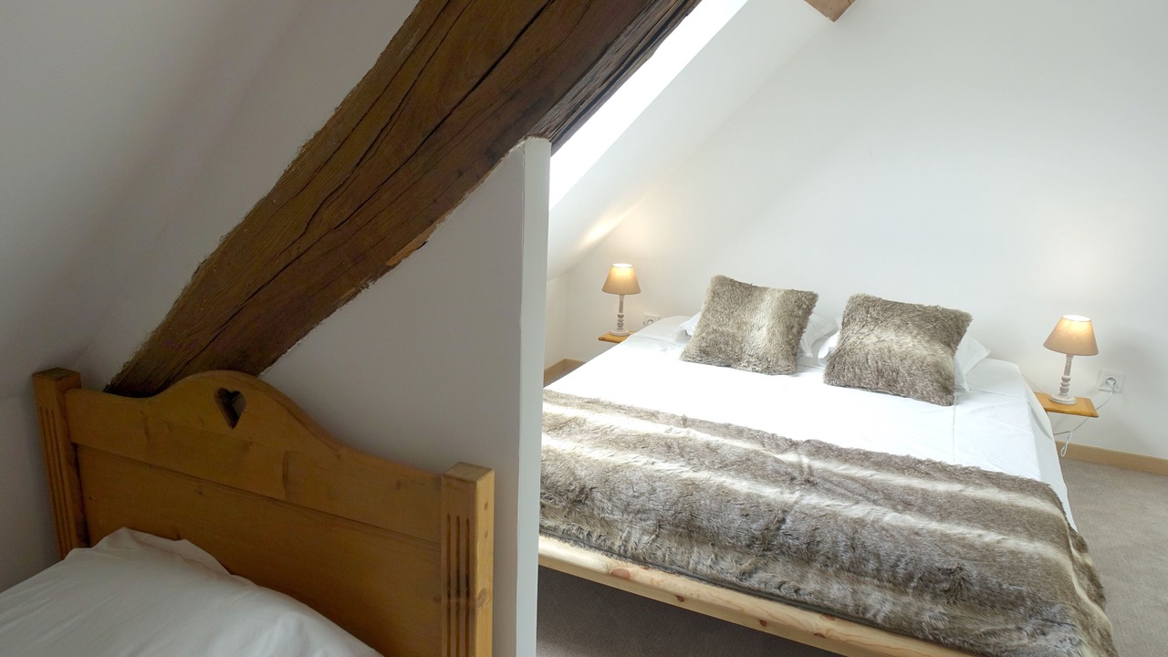 Photo of Others in Saint-Genix-sur-Guiers