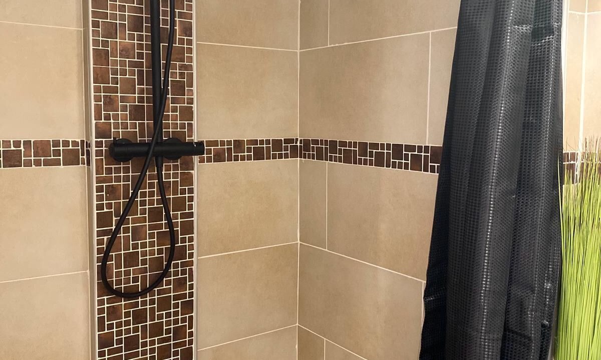 Photo of Bathroom in Saint-Genix-sur-Guiers