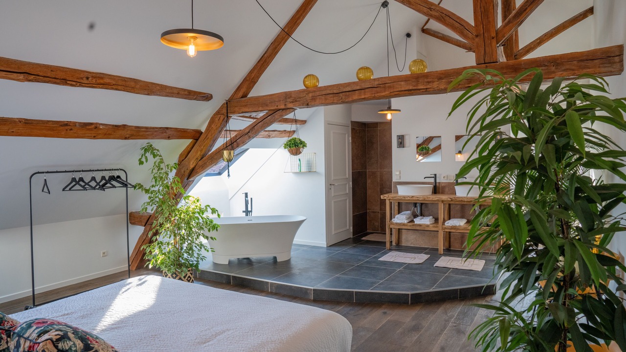 Photo of Others in Souhey