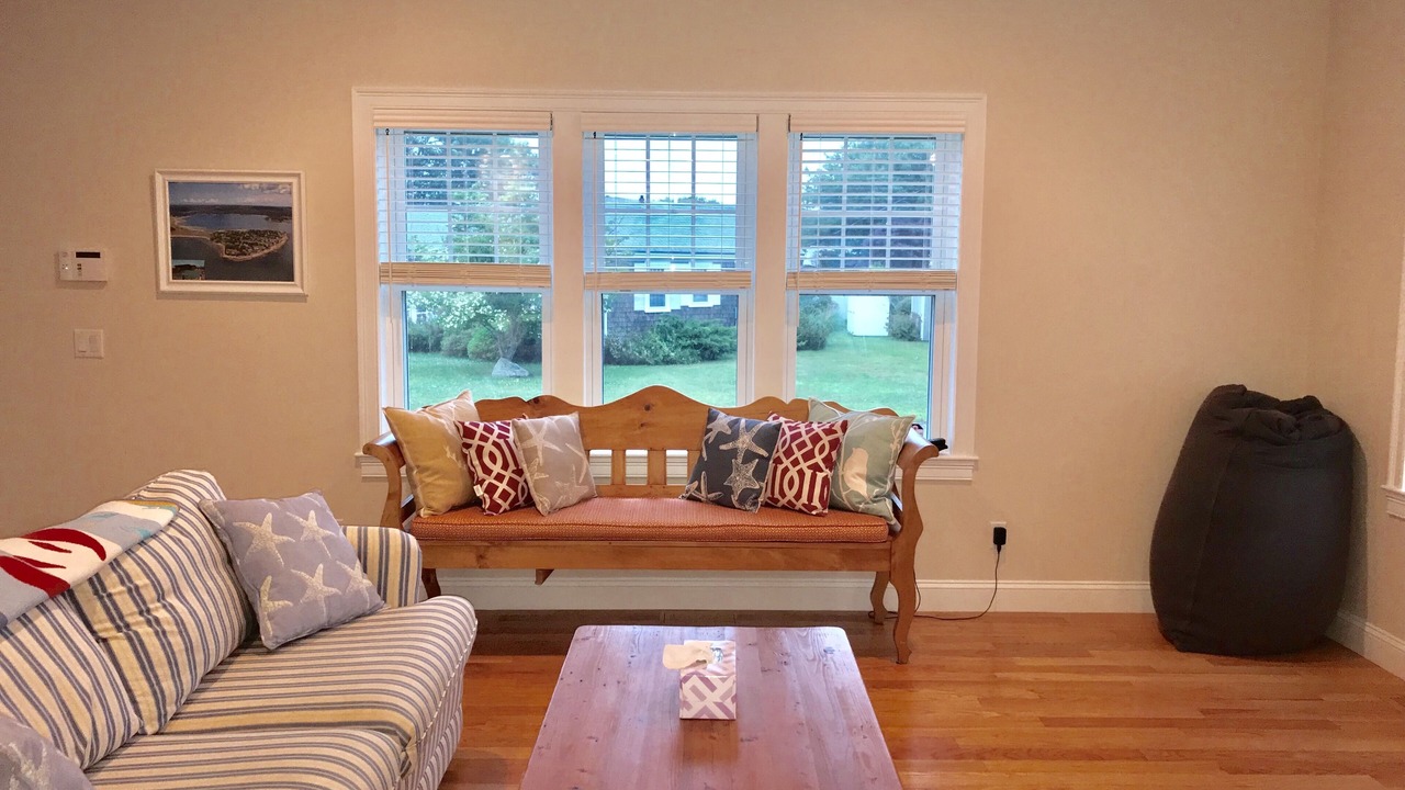 Photo of Livingroom in Bourne