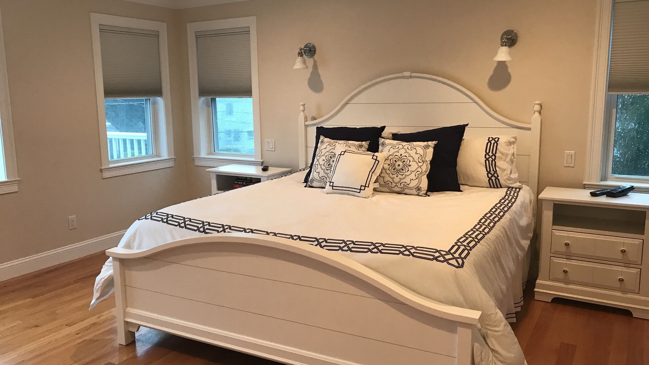 Photo of Others in Bourne