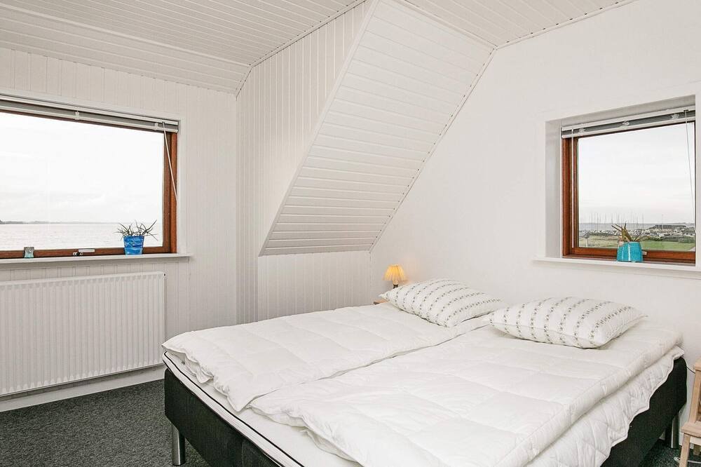 Photo of Others in Hvalpsund