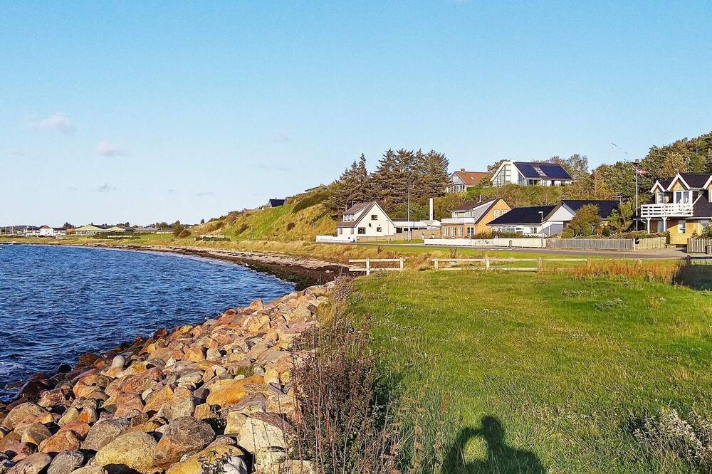Photo of Others in Hvalpsund