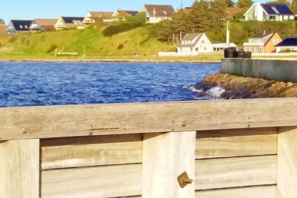 Photo of Others in Hvalpsund