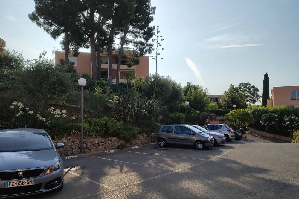 Photo of Others in Saint Antoine