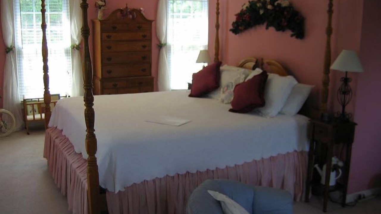 Photo of Bedroom in Apex