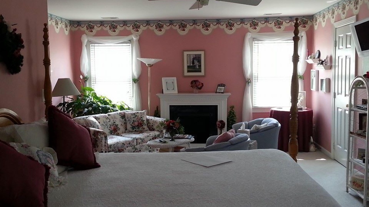 Photo of Bedroom in Apex