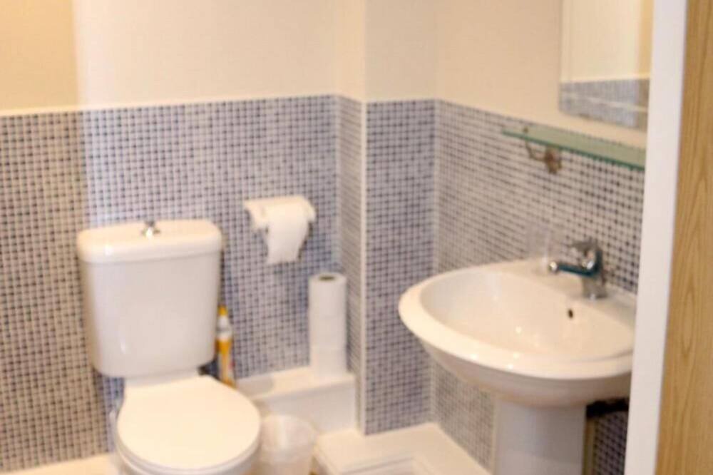 Photo of Bathroom in Skelmersdale