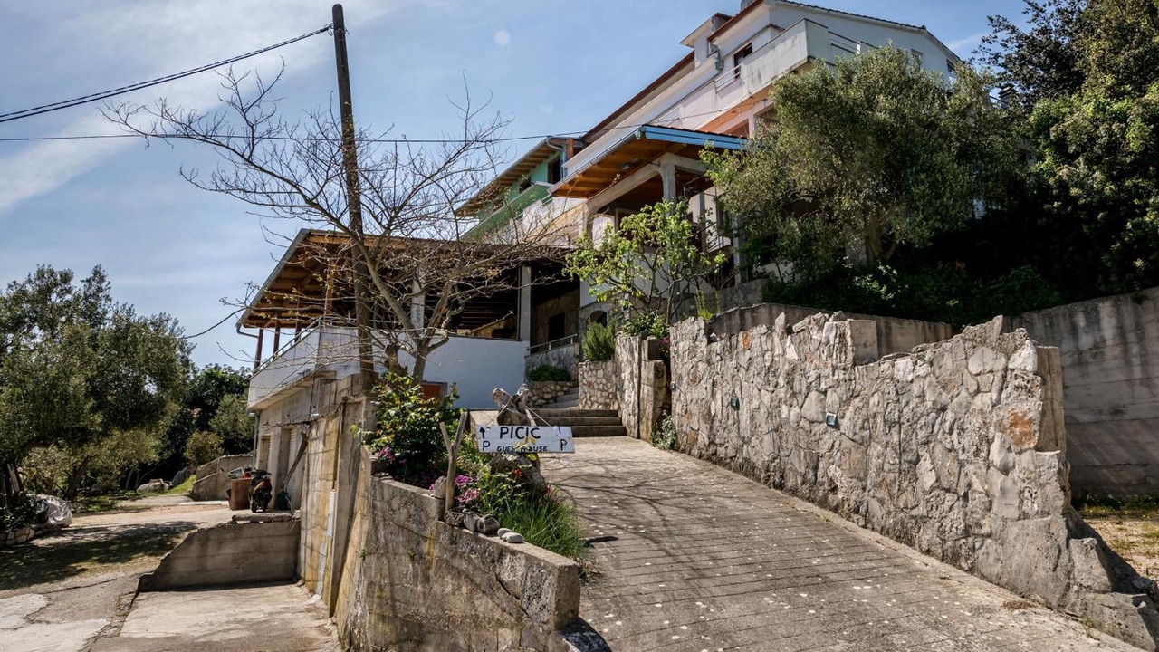 Photo of Outdoor in Luka