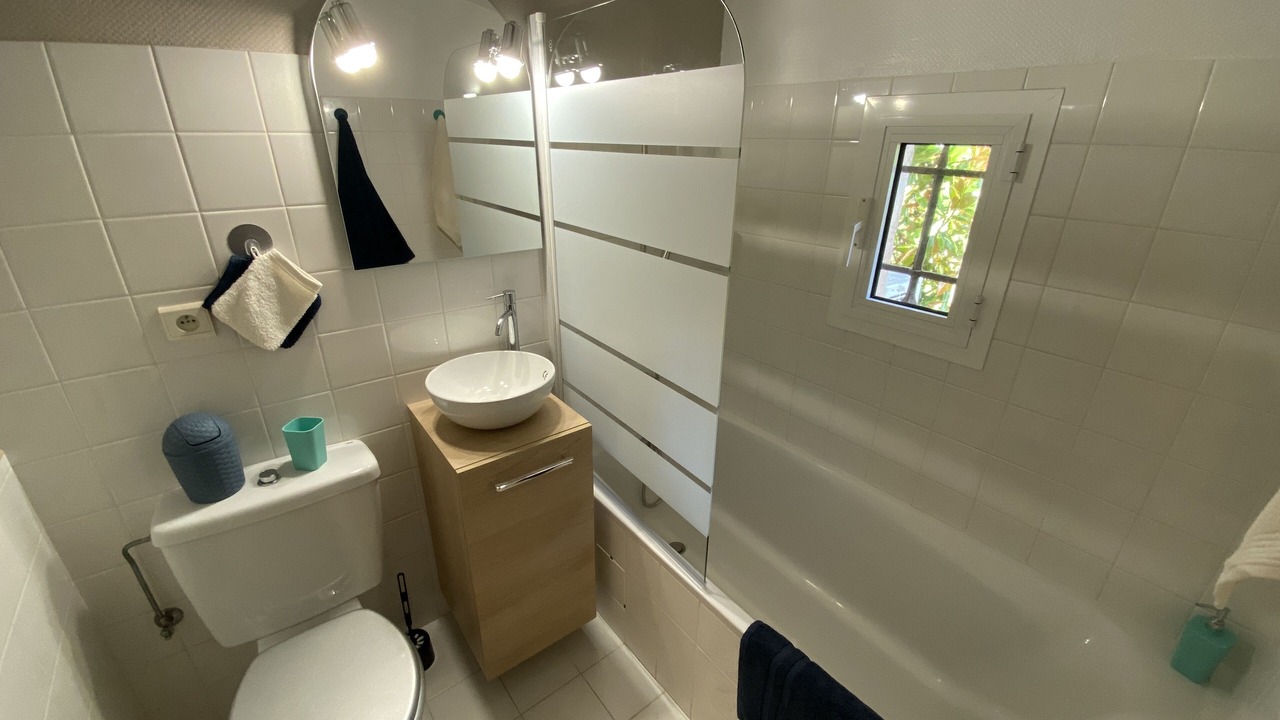 Photo of Bathroom in Auribeau-sur-Siagne