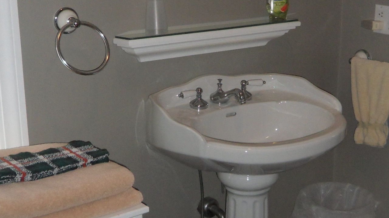 Photo of Bathroom in Off Broadway