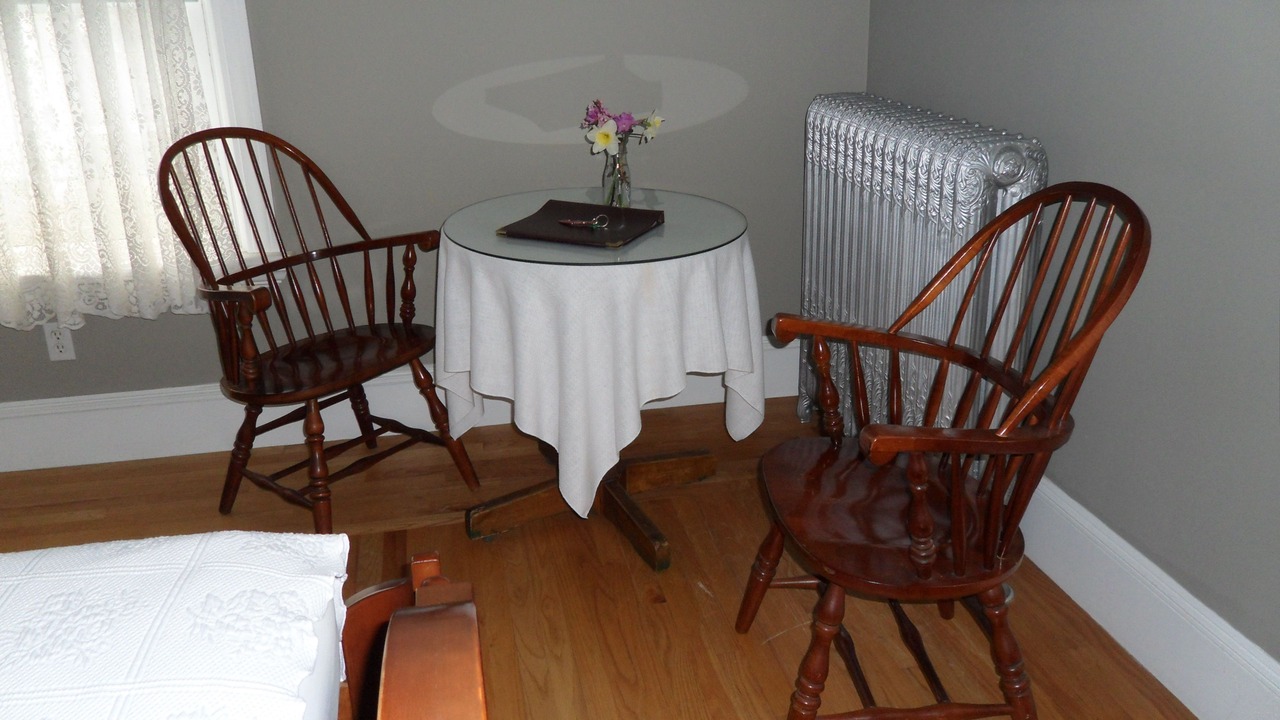 Photo of Bedroom in Off Broadway