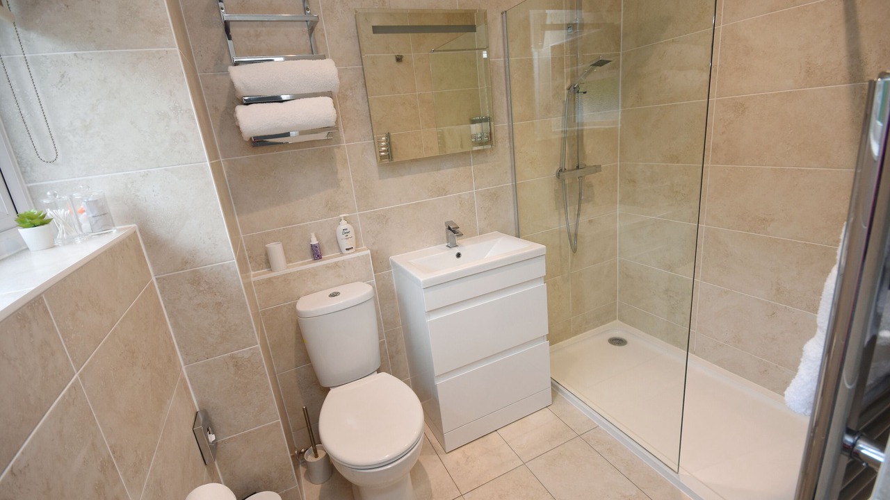 Photo of Bathroom in Tadley