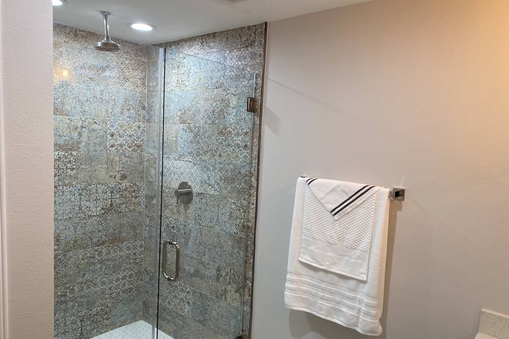 Photo of Bathroom in Magnolia