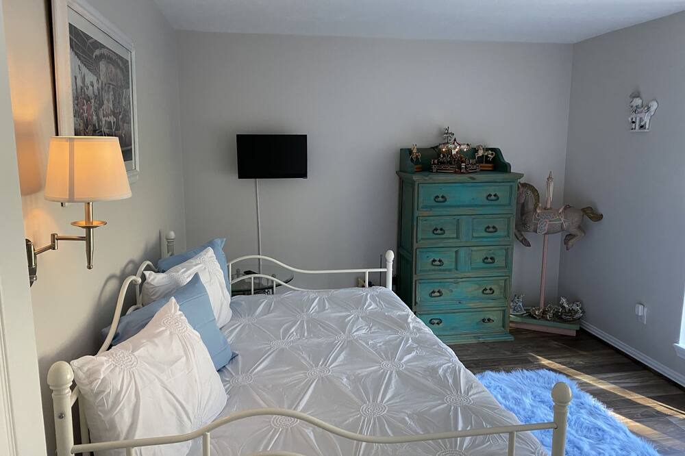 Photo of Bedroom in Magnolia