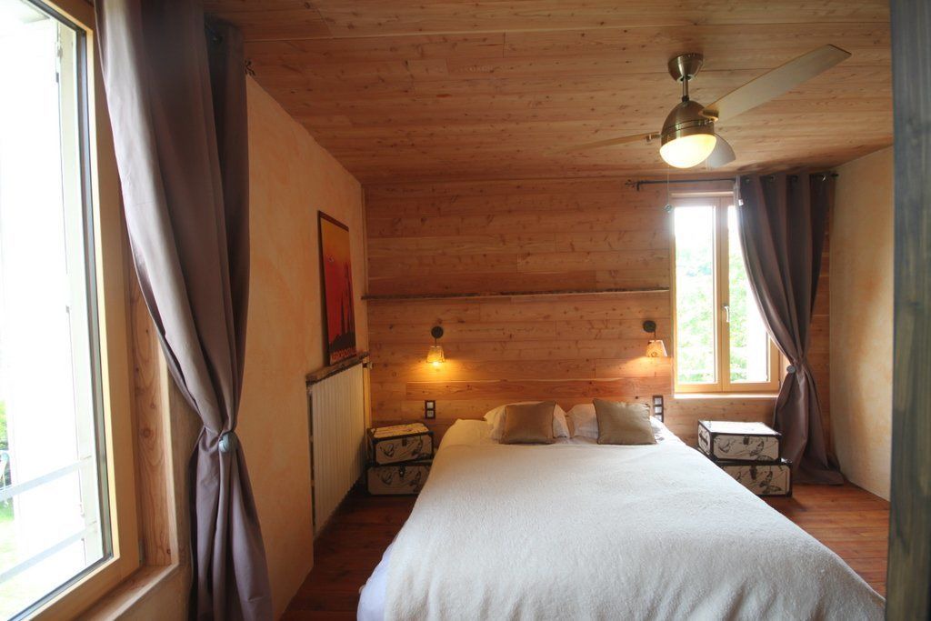 Photo of Bedroom in Anlhiac