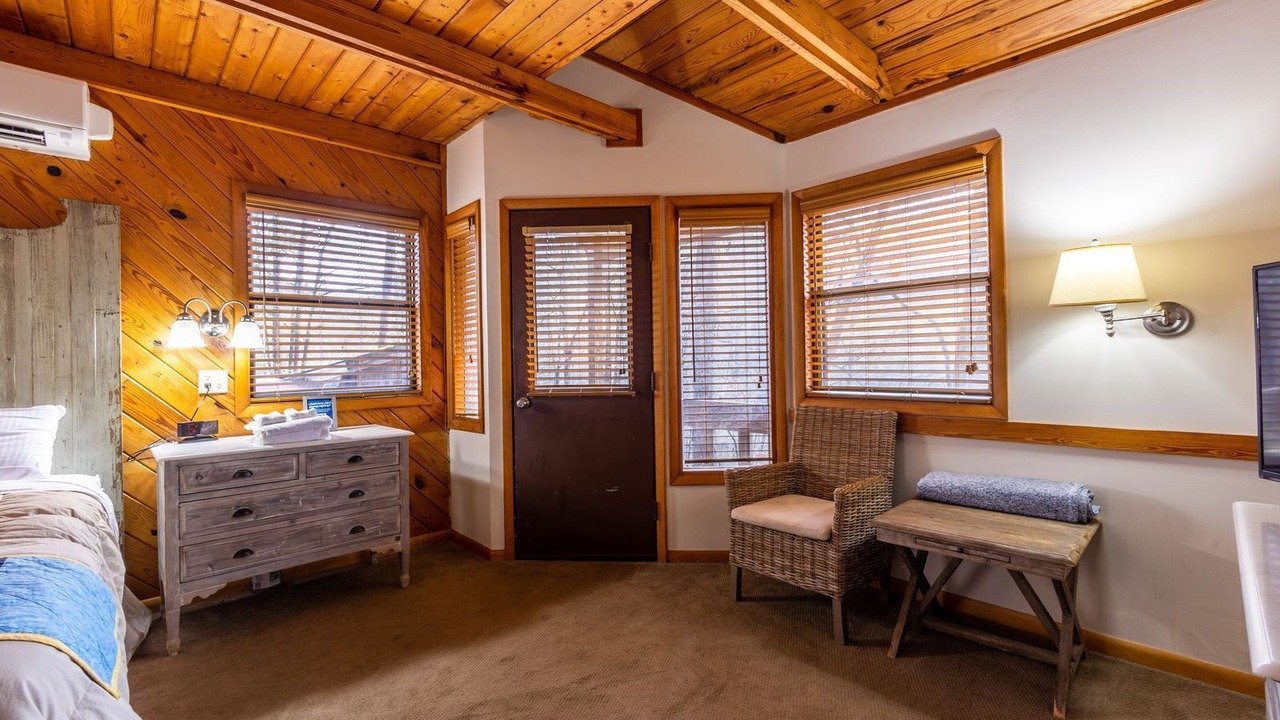 Photo of Bedroom in Bryson City