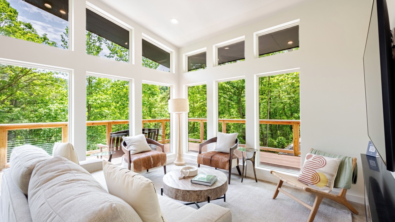 Photo of Livingroom in Bryson City