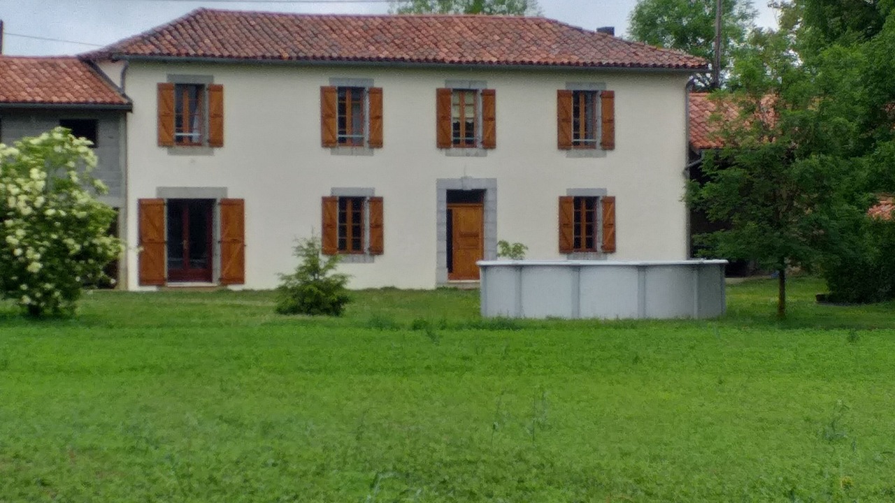 Photo of Outdoor in Loudet