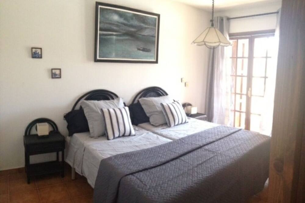 Photo of Bedroom in El Roc de Sant Gaieta