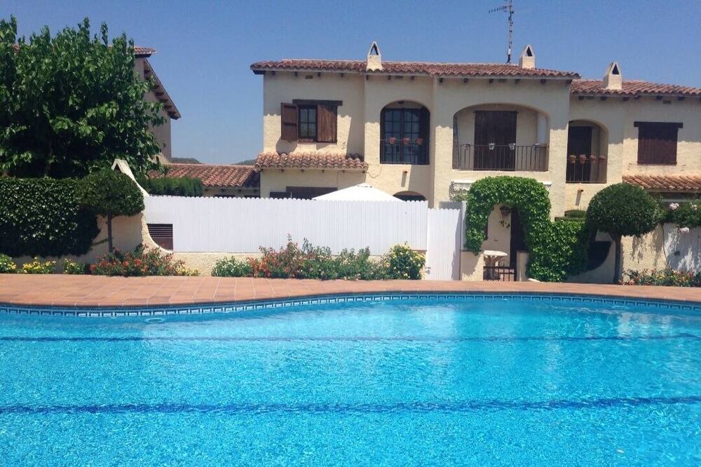Photo of Outdoor in El Roc de Sant Gaieta