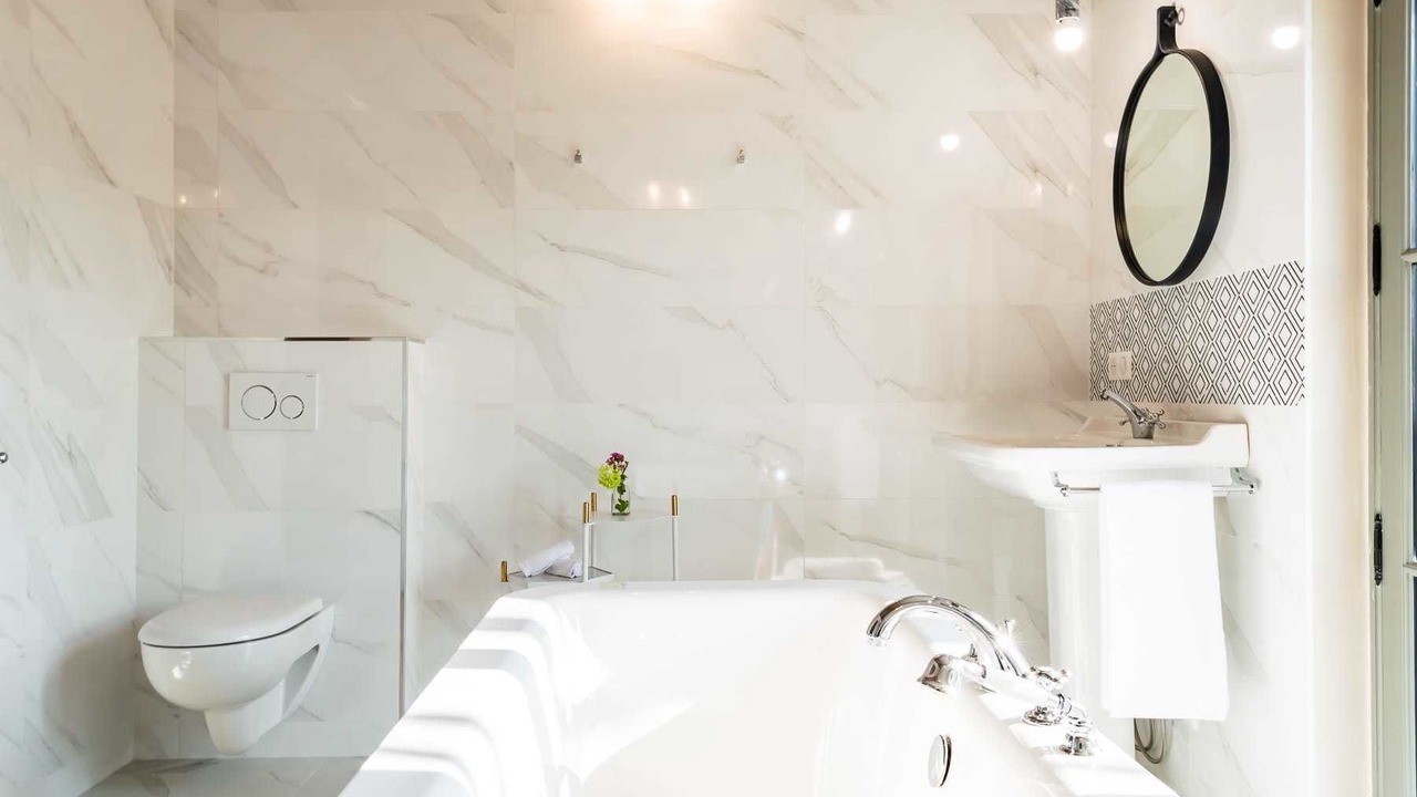 Photo of Bathroom in Auvers-sur-Oise