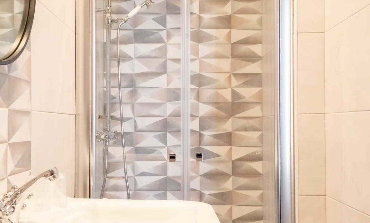 Photo of Bathroom in Auvers-sur-Oise