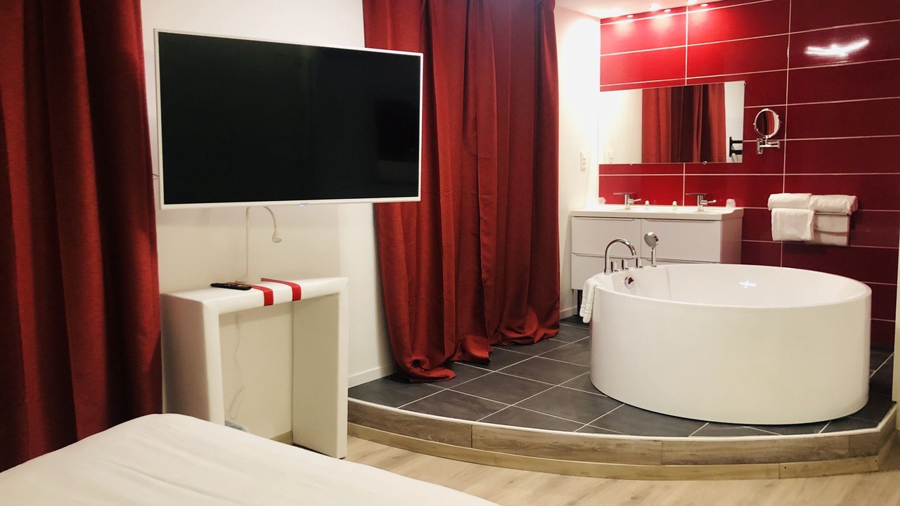 Photo of Others in Thiers