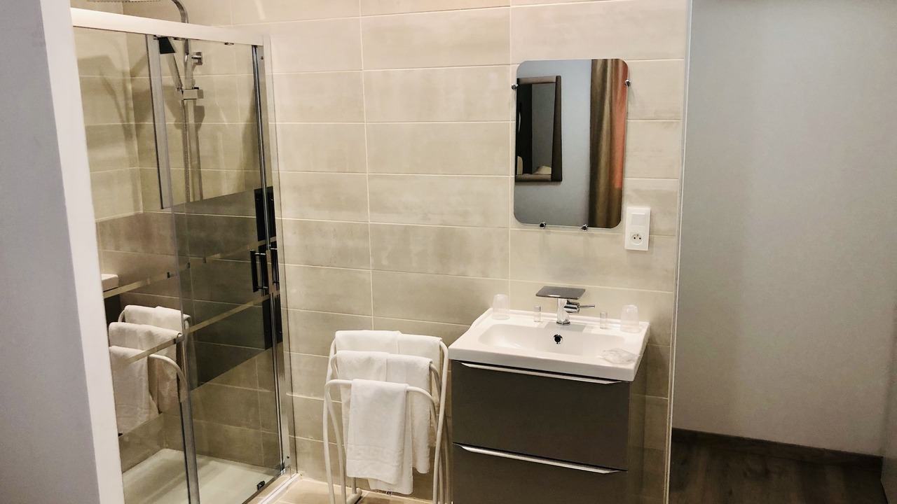 Photo of Bathroom in Thiers