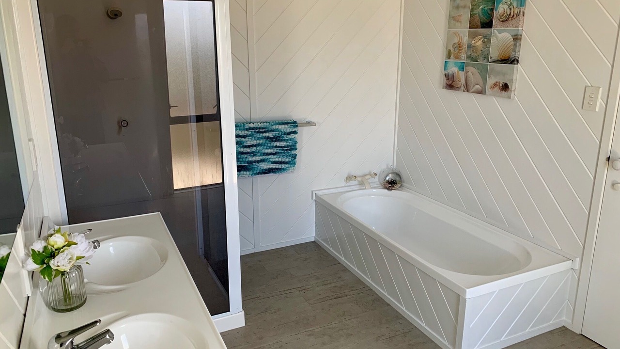 Photo of Others in Haruru