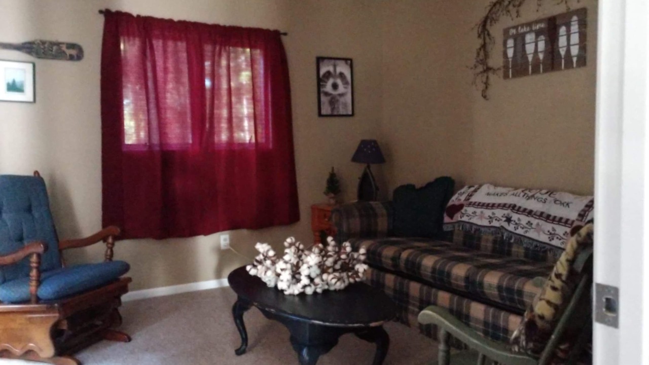 Photo of Livingroom in Prudenville