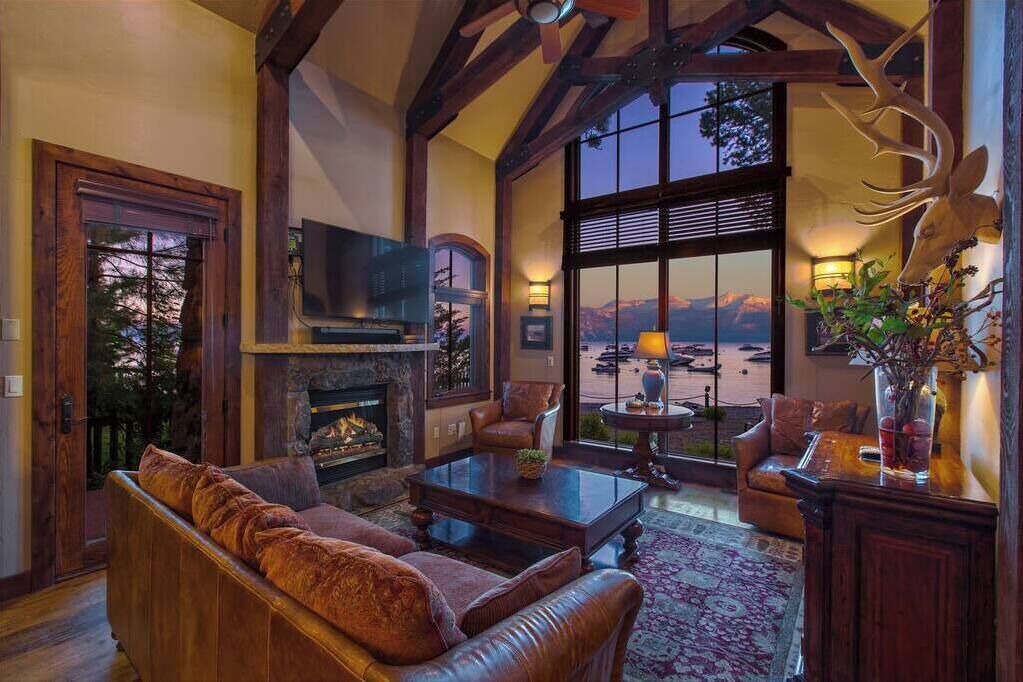 Photo of Livingroom in Homewood