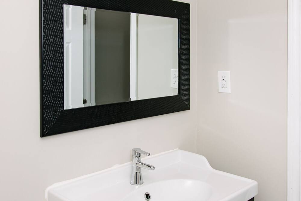 Photo of Bathroom in Irondale