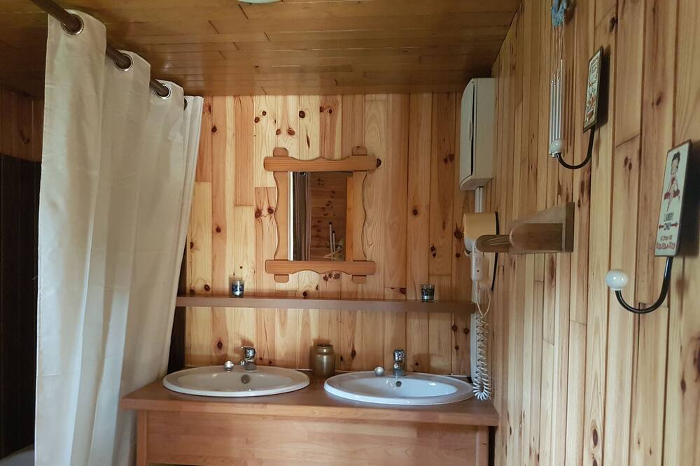 Photo of Bathroom in Anla