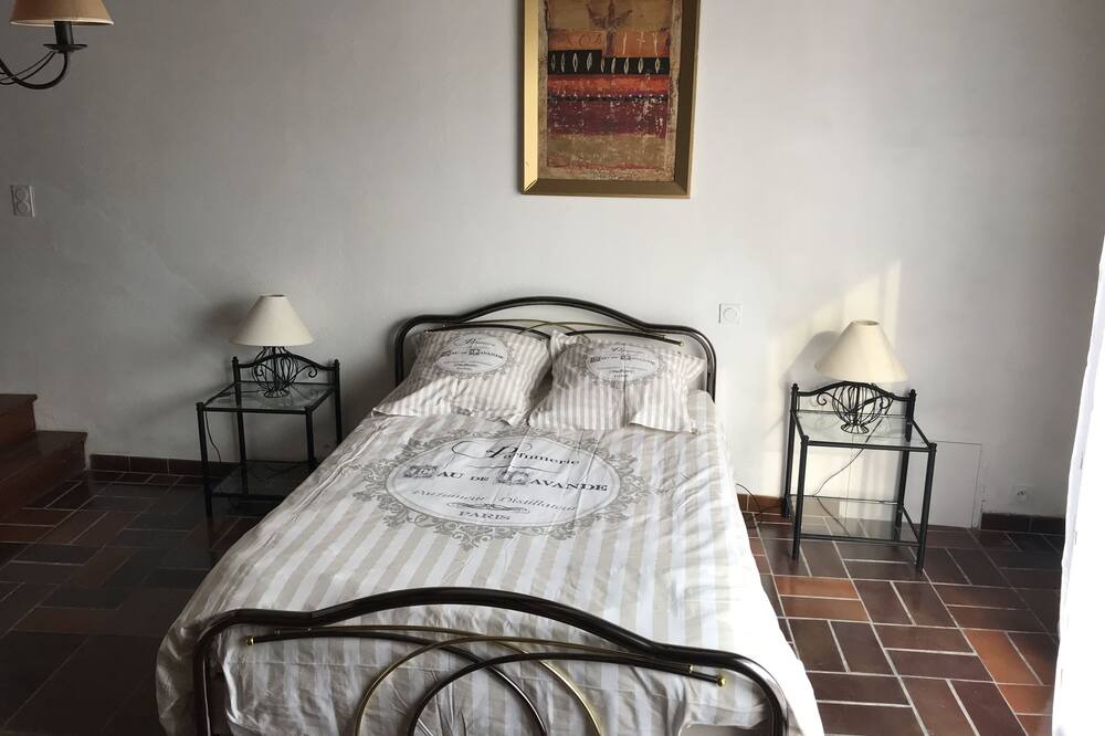 Photo of Bedroom in Seguret