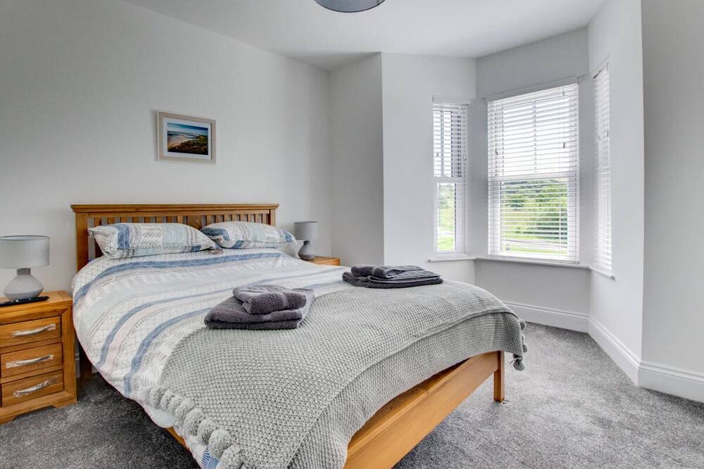 Photo of Bedroom in Gorslas