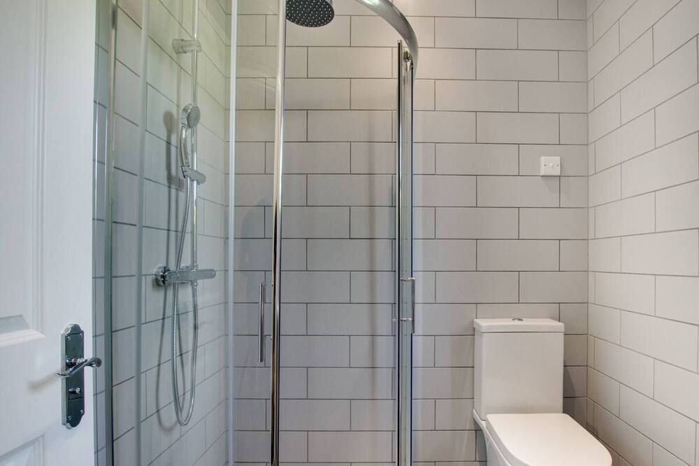 Photo of Bathroom in Gorslas