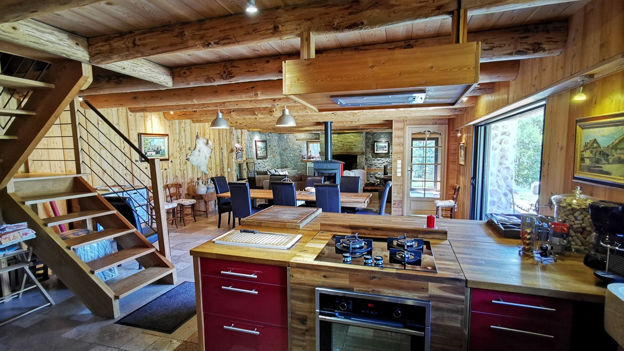 Photo of Kitchen in Campan