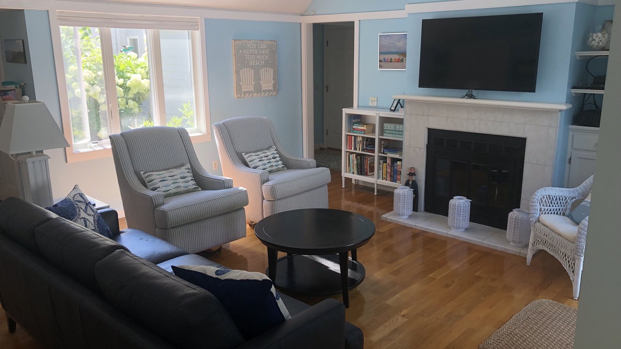 Photo of Livingroom in Mews Village