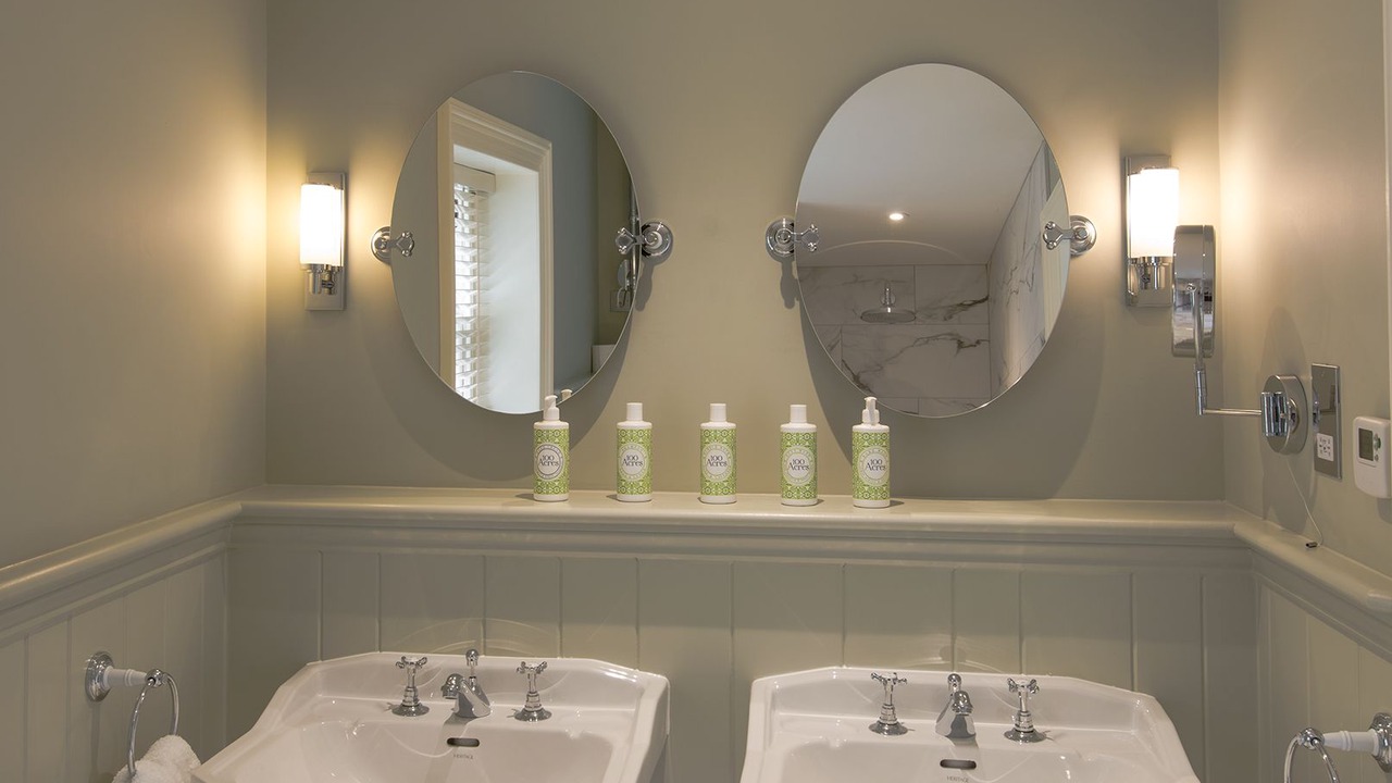 Photo of Bathroom in Deepdale