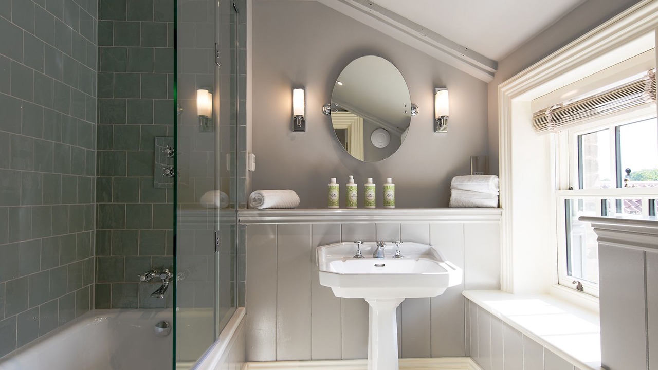 Photo of Bathroom in Deepdale