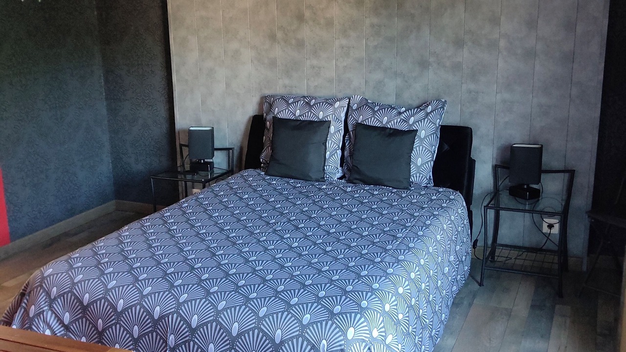 Photo of Bedroom in Villefranche-de-Panat