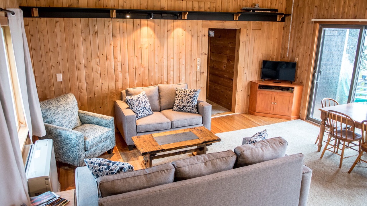 Photo of Others in Brooklin